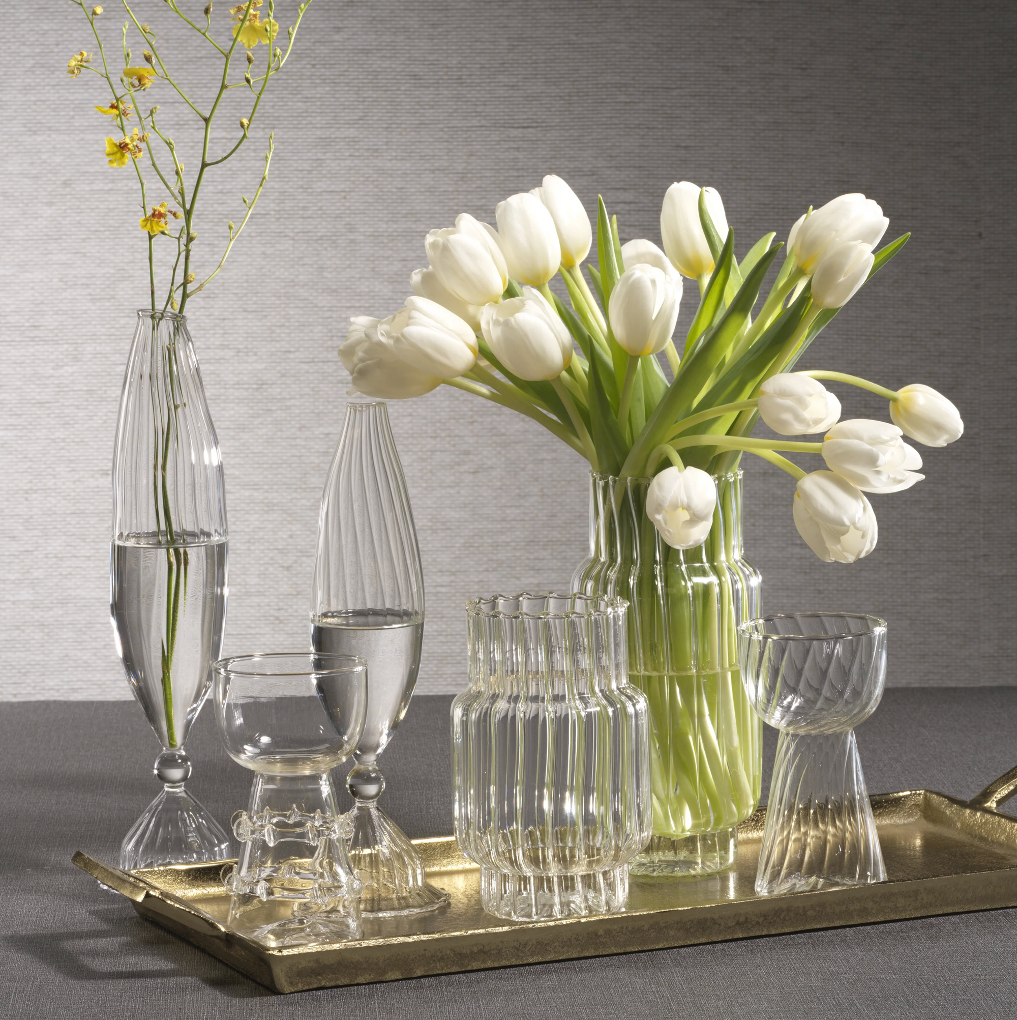 Decorative Vases | Luxury Vases for Modern Home Décor
