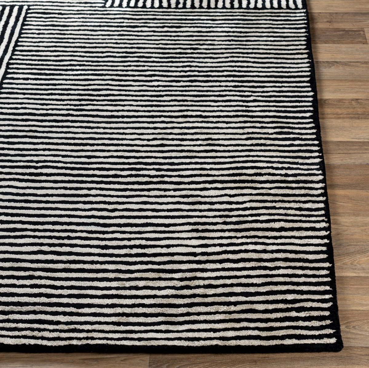 Quartz Black & White Hand Tufted Rug