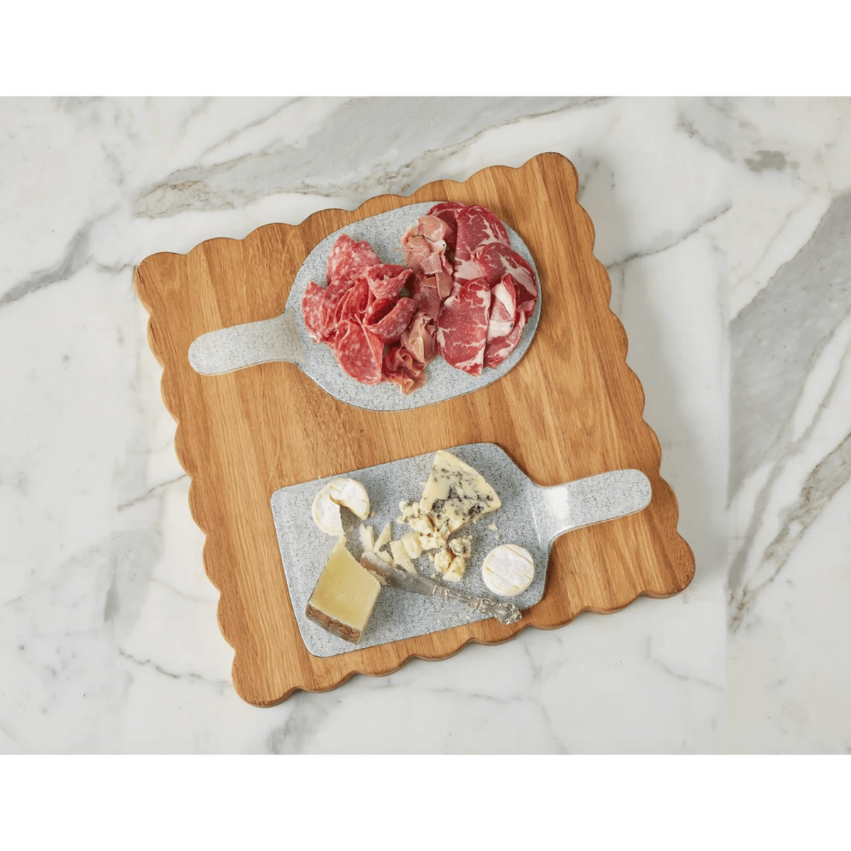 Square Scalloped Cutting Board