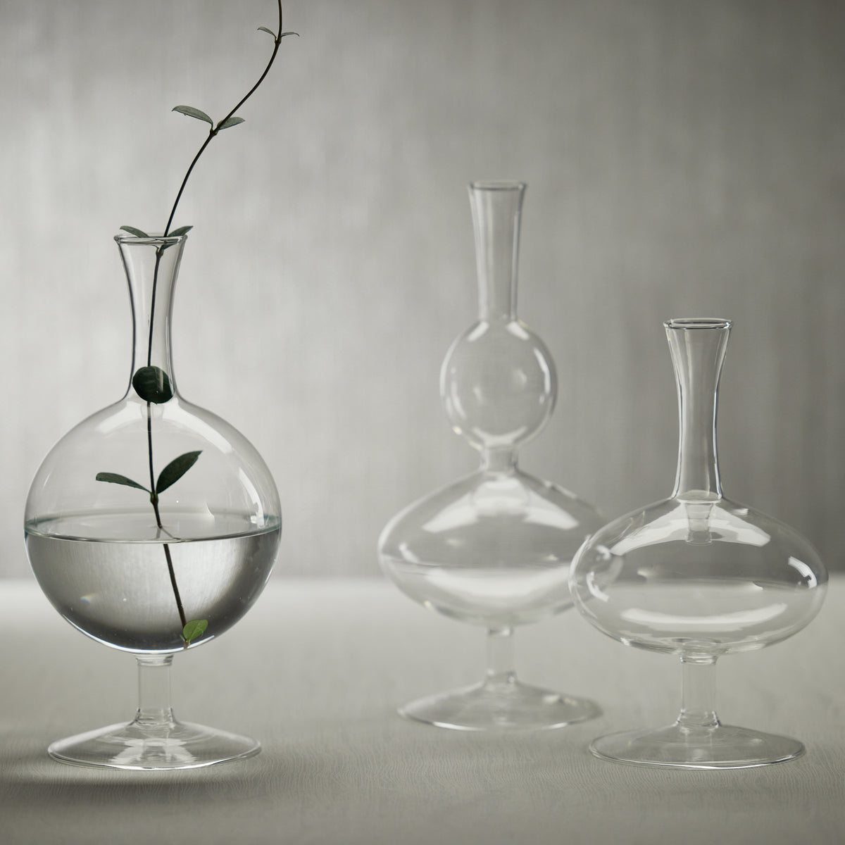 Lillian Glass Footed Vase Double, Set of 2